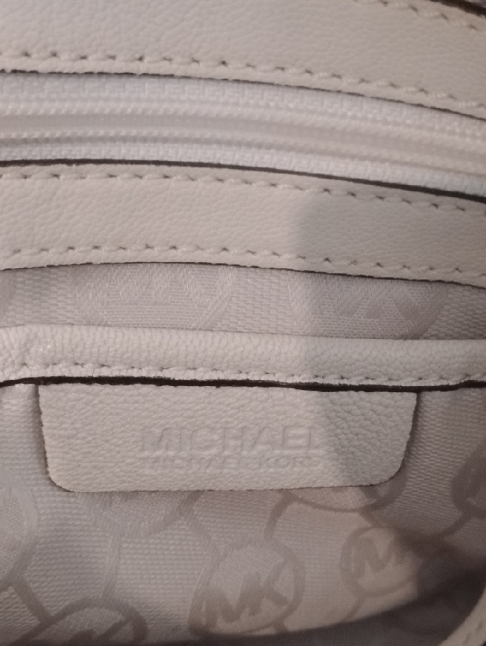 Michael Kors Cream Leather Satchel with Silver-Tone Lock - Picture 9 of 15
